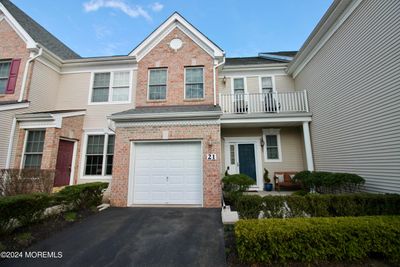 21 Fells Drive, Condo with 3 bedrooms, 2 bathrooms and null parking in Manalapan NJ | Image 1