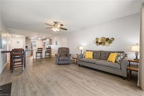 3-8761 Lueck Ln, FORT MYERS, FL, 33919-7215 | Card Image