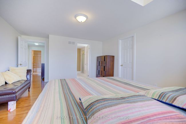 106 Country Clair St, House other with 3 bedrooms, 4 bathrooms and 2 parking in Kitchener ON | Image 17
