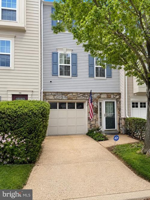 112 Cahill Dr, ALEXANDRIA, VA, 22304-6445 | Card Image