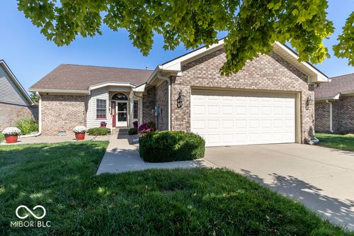34-4946 W Cedar Cove Dr, New Palestine, IN, 46163-8702 | Card Image