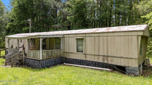 108 Jaguar Ln, Scotland Neck, NC, 27874-8646 | Card Image