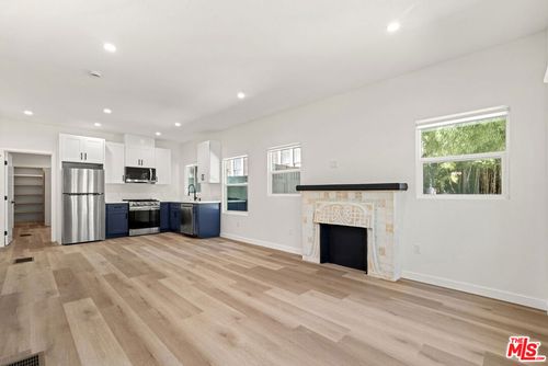 4-1305 Lucile Avenue, Los Angeles, CA, 90026 | Card Image