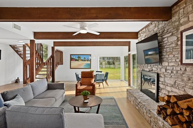 2503 Manana St, House other with 3 bedrooms, 3 bathrooms and 4 parking in Austin TX | Image 7