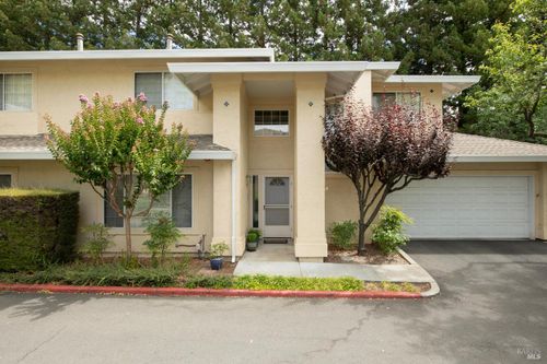 apt-l-935 Spain St, Sonoma, CA, 95476-5992 | Card Image