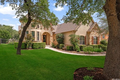 10515 Campo Viejo, Boerne, TX, 78006-8542 | Card Image