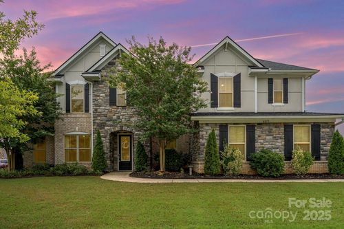 4071 Thames Cir, Fort Mill, SC, 29715-0072 | Card Image