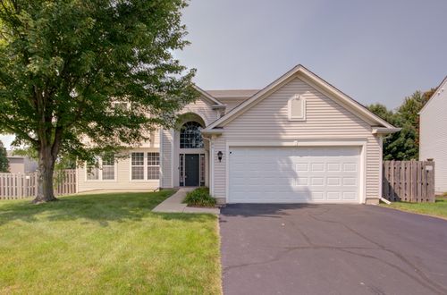 105 Forsythia St, Bolingbrook, IL, 60490-2031 | Card Image