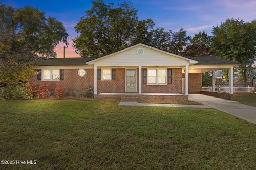 2604 Geneva Ct, Fayetteville, NC, 28306-3303 | Card Image