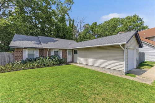 1061 Tall Oak Dr, Virginia Beach, VA, 23462-5243 | Card Image