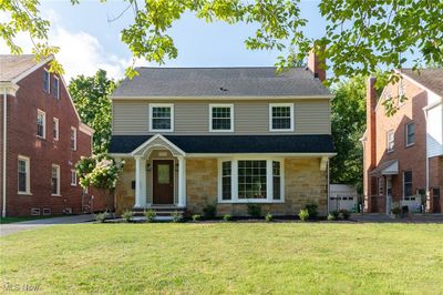 View of front of home featuring a front lawn | Image 1