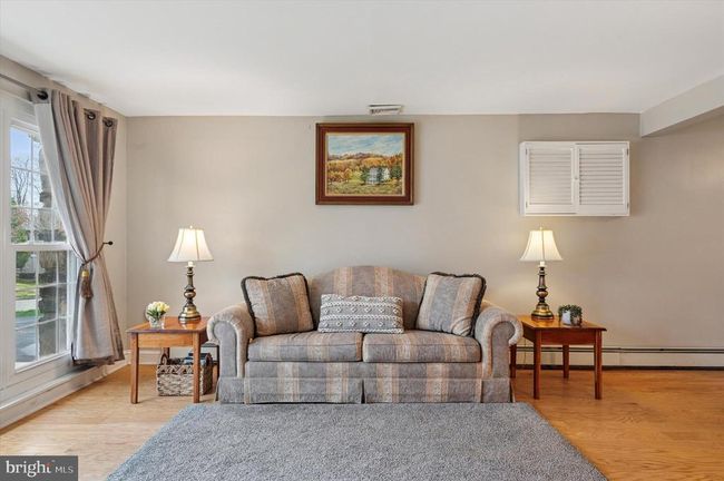 2222 Windsor Cir, House other with 3 bedrooms, 1 bathrooms and null parking in BROOMALL PA | Image 4