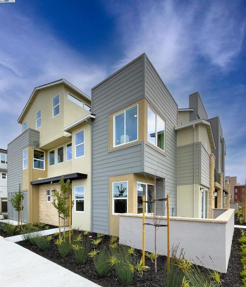 83-6210 Dublin Blvd, Dublin, CA, 94568 | Card Image