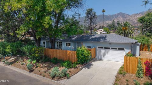 239 E Pentagon St, Altadena, CA, 91001-4829 | Card Image