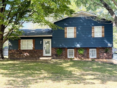 613 Spencer Ln, Willow Springs, MO, 65793-3420 | Card Image