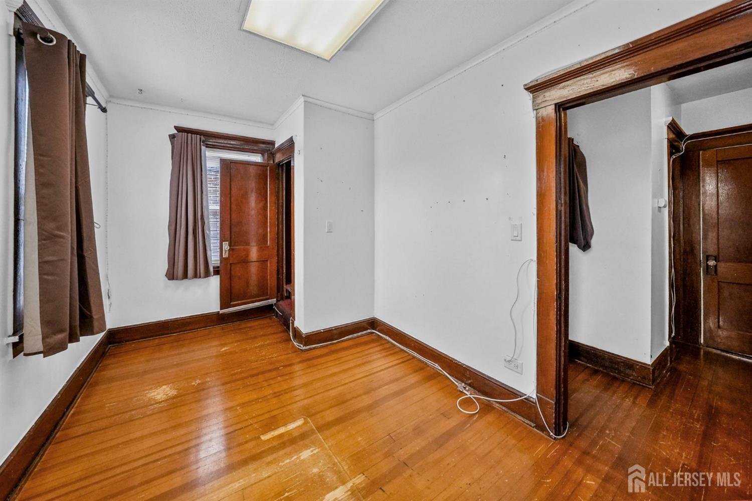 Residential in Woodbridge Proper 5