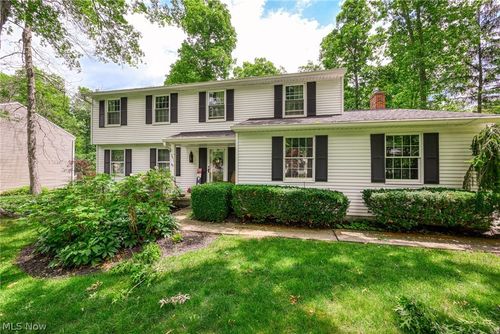 6011 Bradford Way, Hudson, OH, 44236-3969 | Card Image