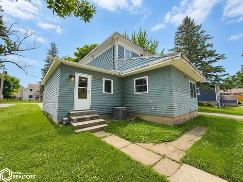 208 S Lake St, Lake Mills, IA, 50450-1508 | Card Image