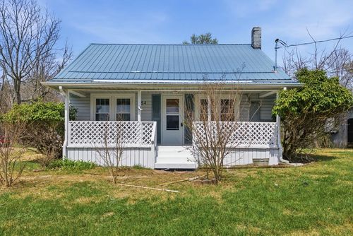 154 Cement Dr, Galax, VA, 24333-4441 | Card Image