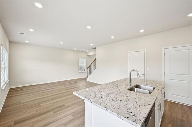2761 Aralynn Way, House other with 3 bedrooms, 3 bathrooms and 2 parking in College Park GA | Image 12