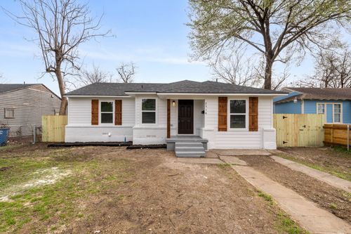2516 Marfa Ave, Dallas, TX, 75216-5830 | Card Image