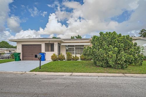 7005 Nw 11th St, Margate, FL, 33063-2451 | Card Image