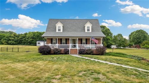 184 Cummings Ct, Lexington, NC, 27295-6770 | Card Image