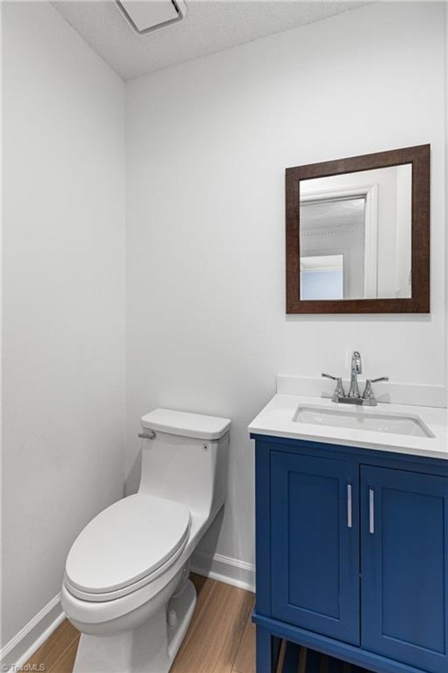 Powder Room | Image 20