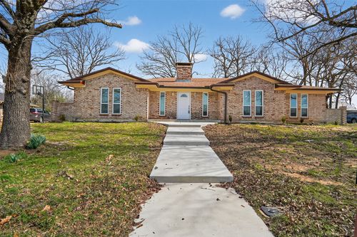 835 38th St Se, Paris, TX, 75462-8624 | Card Image