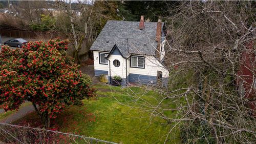 308 Holly Ave, Nanaimo, BC, V9S3M2 | Card Image