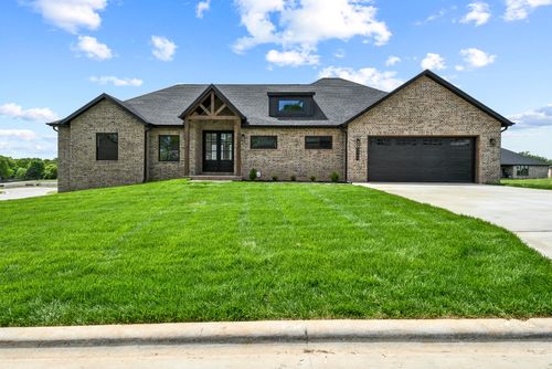 5564 E Wild Horse Dr, Springfield, MO, 65802-3727 | Card Image