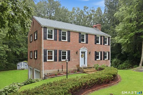 208 Wood Pond Rd, Glastonbury, CT, 06033-3704 | Card Image