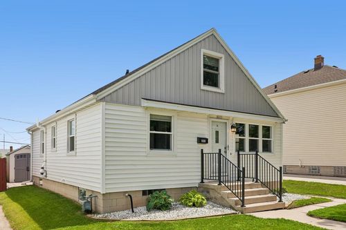 2633 N 20th Street, Sheboygan, WI, 53083 | Card Image