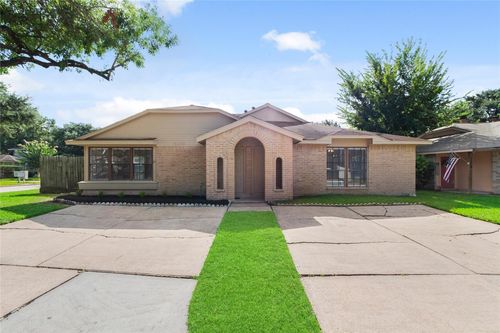5216 & 5218 Beaverbrook Dr, Houston, TX, 77084-3076 | Card Image