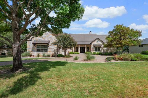 27017 Masters Pkwy, Spicewood, TX, 78669-1320 | Card Image