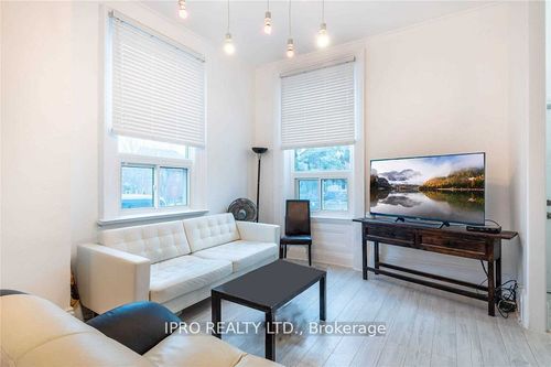 59 Mary St, Barrie, ON, L4N1T2 | Card Image