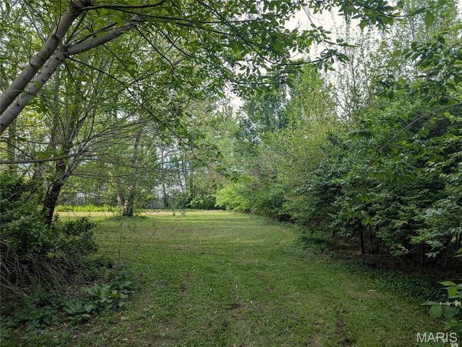 8777 State Route 162, House other with 2 bedrooms, 1 bathrooms and null parking in Troy IL | Image 36