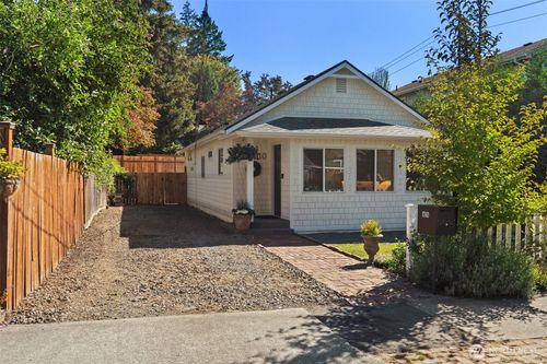 1310 N Montgomery Ave, Bremerton, WA, 98312-3056 | Card Image