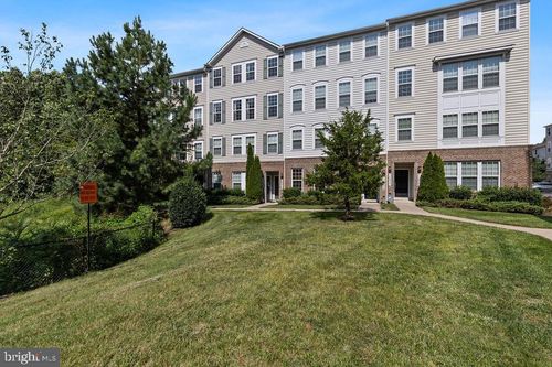 14816 Mason Creek Cir, WOODBRIDGE, VA, 22191-3327 | Card Image
