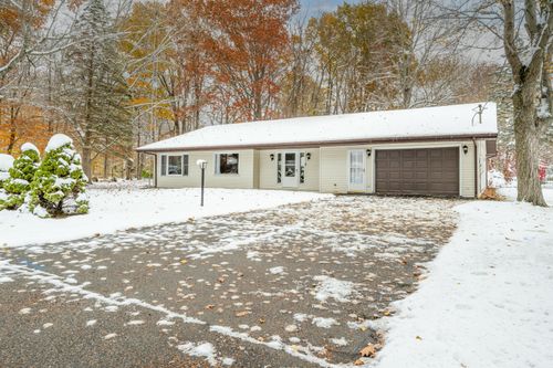 5081 Woodward, Coloma, MI, 49038-9604 | Card Image