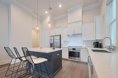 5308 S Capitol St, Houston, TX, 77023-1364 | Card Image