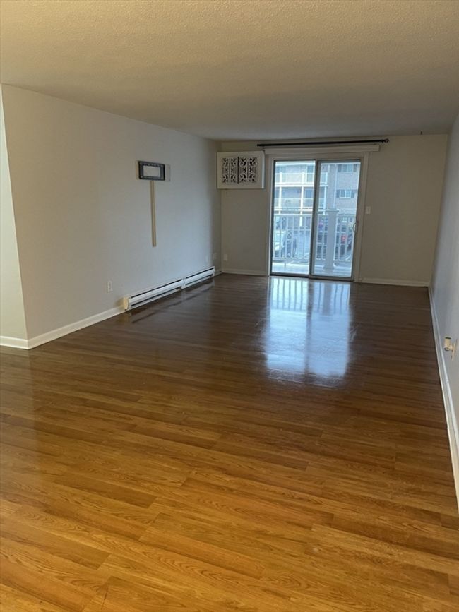 APT-18A - 200 Manning St, Condo with 2 bedrooms, 1 bathrooms and 2 parking in Hudson MA | Image 4