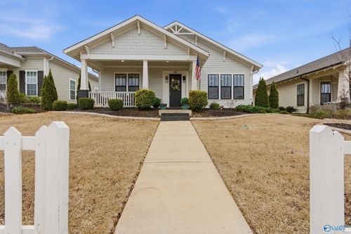 240 Farmhouse Dr, Madison, AL, 35757-5512 | Card Image