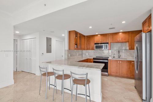 apt-505-20 Calabria Ave, Coral Gables, FL, 33134-3109 | Card Image