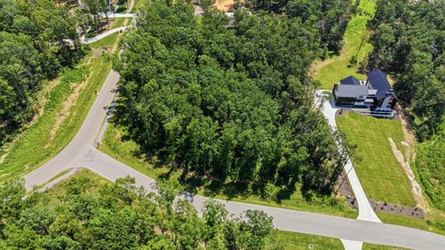 8482 Big Sky Ln, Signal Mountain, TN, 37377-2213 | Card Image