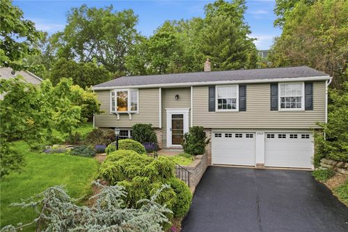 1767 Norsen Dr, Pittsburgh, PA, 15243-1549 | Card Image