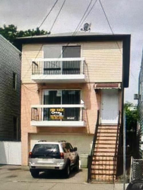 1-95 Sanford Pl, JC, Heights, NJ, 07307 | Card Image