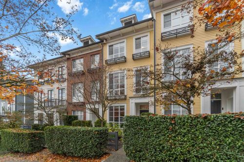 {{alt}} | Card Image