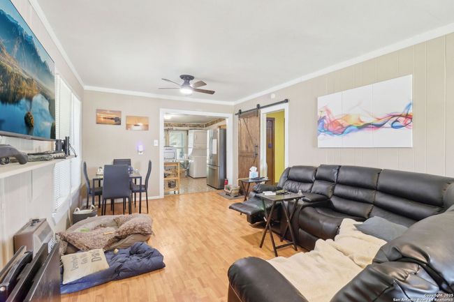 3311 W Cesar E Chavez Blvd, House other with 3 bedrooms, 1 bathrooms and null parking in San Antonio TX | Image 9