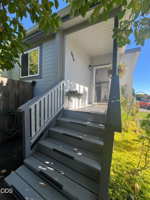 794 S Grice Loop, Jefferson, OR, 97352-8903 | Card Image